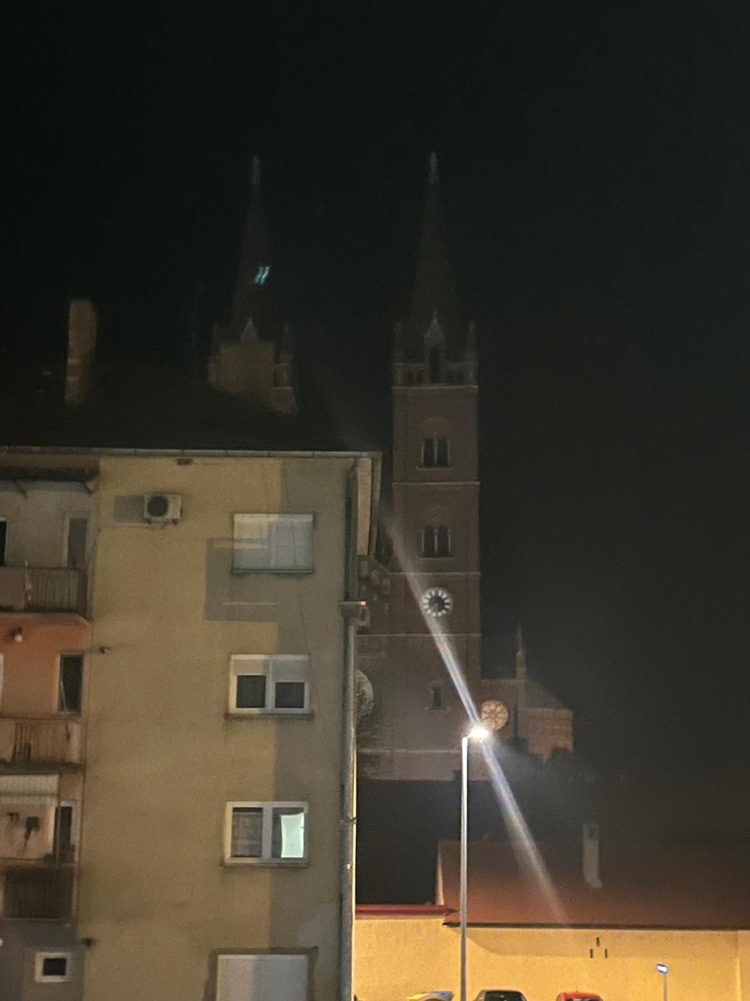 For5 Daire Ðakovo Dış mekan fotoğraf